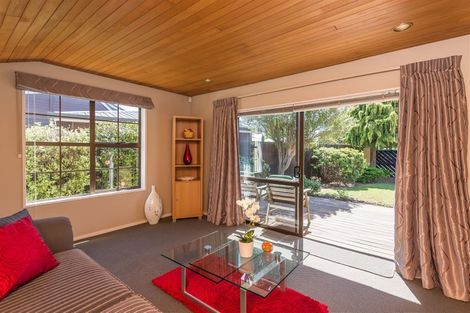 Photo of property in 28 Lakewood Drive, Burwood, Christchurch, 8083