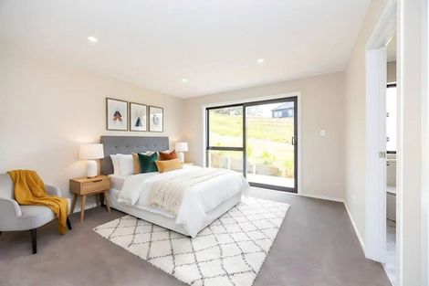 Photo of property in 30 Awanui Road, Red Beach, 0932