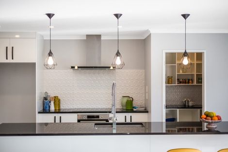 Photo of property in 13 Atherton Terrace, Churton Park, Wellington, 6037