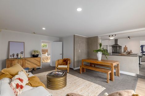 Photo of property in 14 De Bloge Place, Burwood, Christchurch, 8061