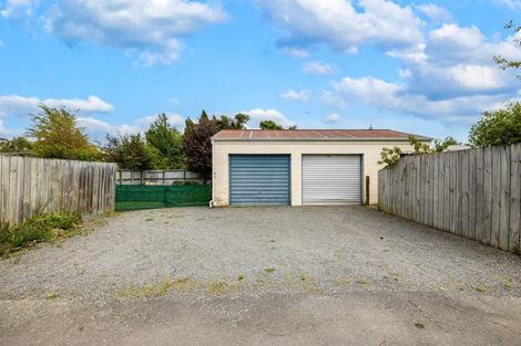 Photo of property in 2 Gilbert Street, Amberley, 7410