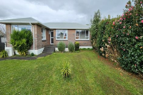 Photo of property in 15 Hume Street, Waitara, 4320