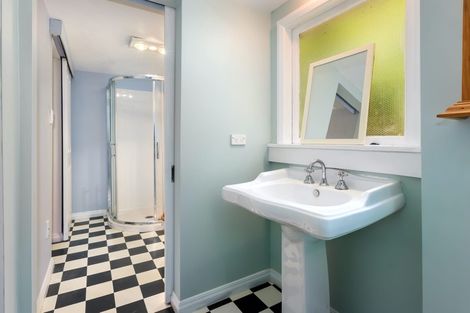 Photo of property in 1/45 Airlie Road, Plimmerton, Porirua, 5026