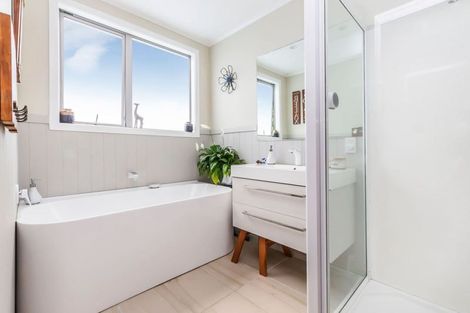 Photo of property in 45 Discovery Drive, Whitby, Porirua, 5024