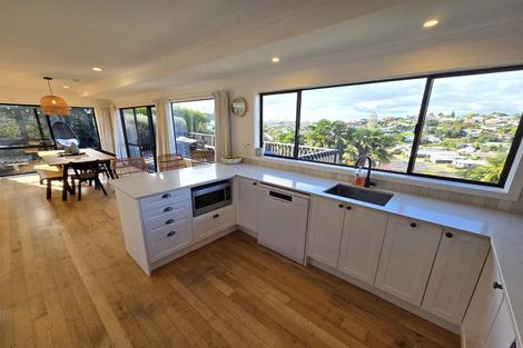 Photo of property in 70 Hinewa Road, Otumoetai, Tauranga, 3110