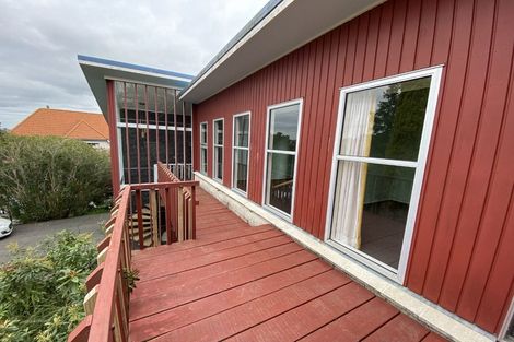 Photo of property in 12 Lovat Street, Havelock North, 4130