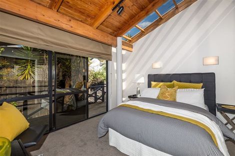 Photo of property in 105 Aeroview Drive, Beach Haven, Auckland, 0626