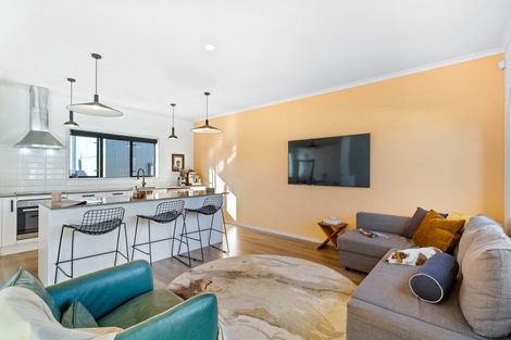 Photo of property in 35 Kerewhenua Crescent, Hobsonville, Auckland, 0616