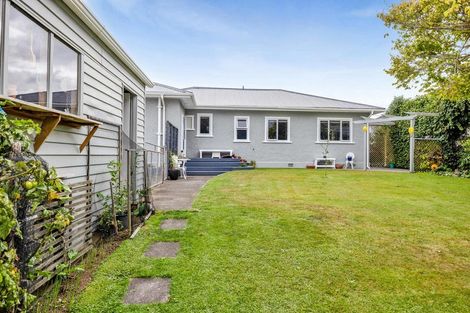 Photo of property in 18 Albion Street, Hawera, 4610