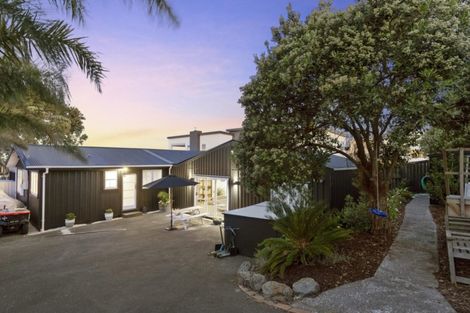 Photo of property in 1021a Papamoa Beach Road, Papamoa Beach, Papamoa, 3118