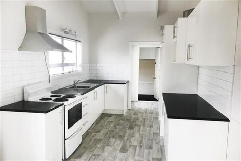 Photo of property in 13 Mail Avenue, Weymouth, Auckland, 2103