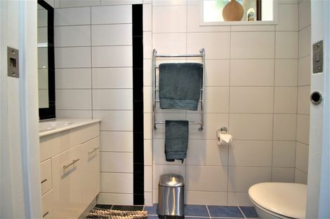 Photo of property in 5 Claridge Street, Glen Eden, Auckland, 0602