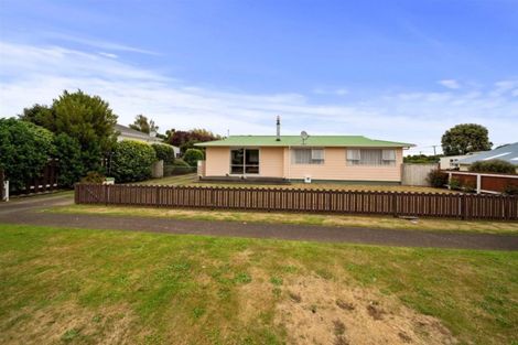 Photo of property in 26 Ngatai Street, Manaia, 4612