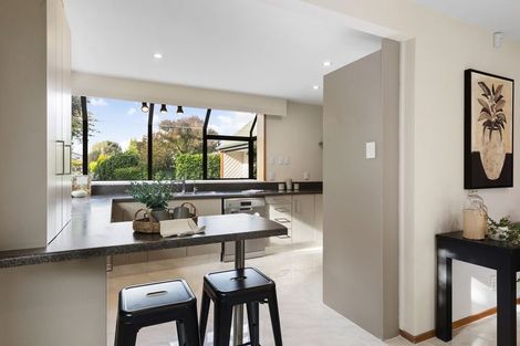 Photo of property in 5 Lancewood Drive, Halswell, Christchurch, 8025