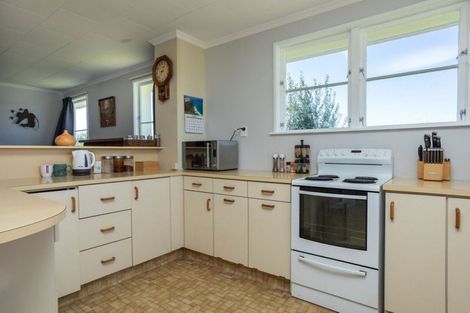 Photo of property in 423 Oringi Road, Dannevirke, 4972