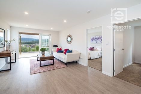 Photo of property in 95 San Valentino Drive, Henderson, Auckland, 0612