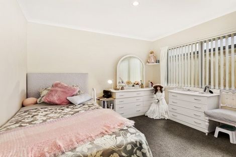 Photo of property in 15 Te Toru Street, Taita, Lower Hutt, 5011