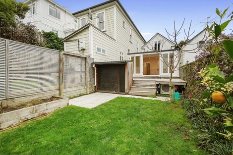 Photo of property in 67 Brougham Street, Mount Victoria, Wellington, 6011