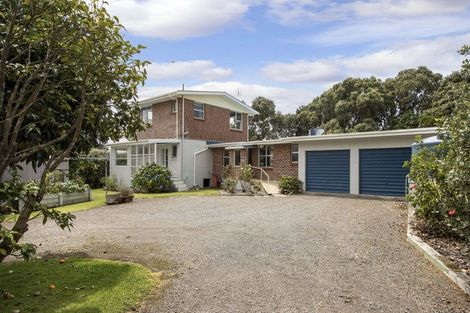 Photo of property in 10 Roretana Drive, Athenree, Katikati, 3177