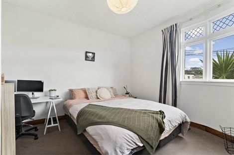 Photo of property in 19 Princess Terrace, Newtown, Wellington, 6021