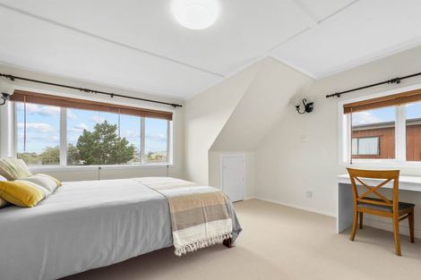 Photo of property in 73c East Coast Road, Castor Bay, Auckland, 0620