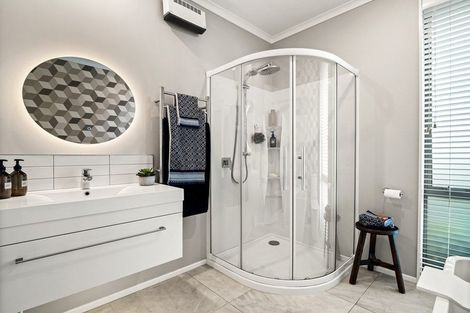 Photo of property in 6 Montecillo Lane, Mornington, Dunedin, 9011