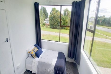 Photo of property in 69 Half Mile Road, Tuatapere, 9620