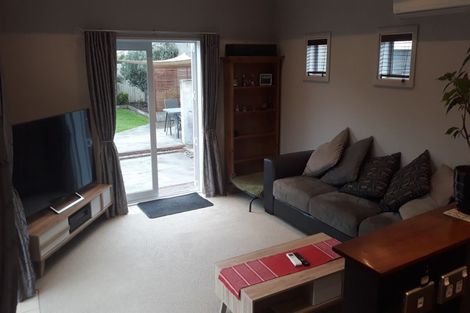 Photo of property in 33 Wingate Street, Redwood, Christchurch, 8051