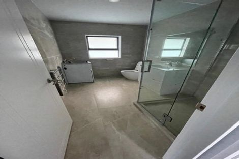 Photo of property in 262a Sturges Road, Henderson, Auckland, 0612