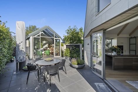 Photo of property in 7 Kotare Street, Fendalton, Christchurch, 8041