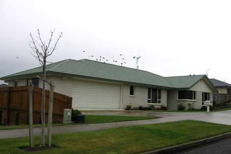 Photo of property in 9 Jordan Way, Kelvin Grove, Palmerston North, 4414