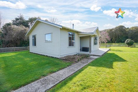 Photo of property in 6 Half Mile Road, Tuatapere, 9620