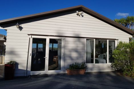 Photo of property in 225 Paremoremo Road, Lucas Heights, Auckland, 0632