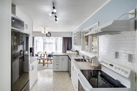 Photo of property in 8 Ngarimu Street, Havelock North, 4130