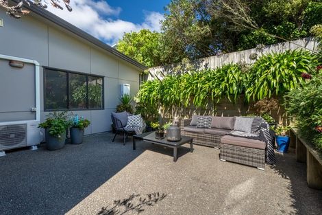 Photo of property in 3b Hawtrey Terrace, Johnsonville, Wellington, 6037