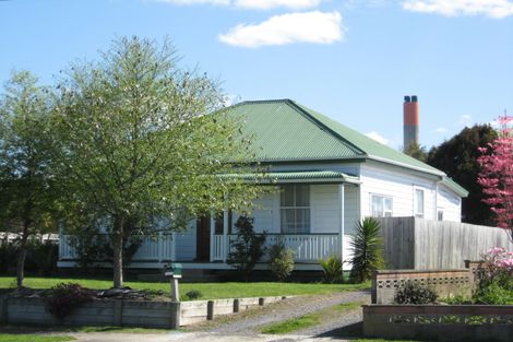 Photo of property in 137 Hakanoa Street, Huntly, 3700