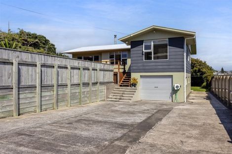 Photo of property in 36 Simons Street, Moturoa, New Plymouth, 4310