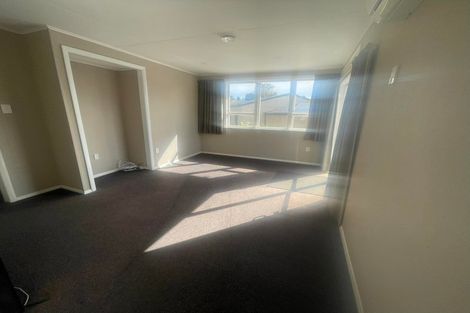 Photo of property in 5 Kupe Place, Highbury, Palmerston North, 4412