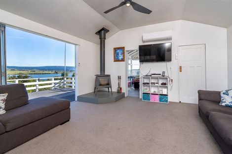 Photo of property in 21 Castle Street, Waihola, Milton, 9073