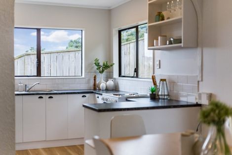 Photo of property in 72 Omapere Street, Whitby, Porirua, 5024