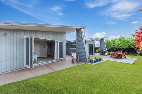 Photo of property in 22 Okaia Drive, Kinloch, Taupo, 3377