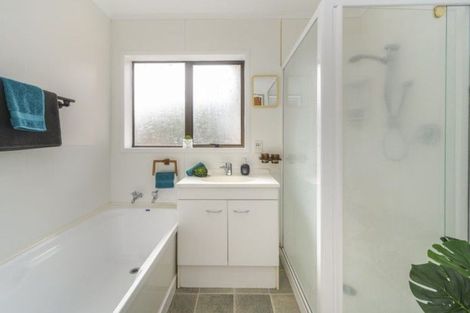 Photo of property in 7a Marama Crescent, Palmerston North, 4414