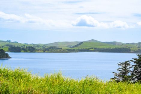 Photo of property in 6 Emay Crescent, Pahi, Paparoa, 0571