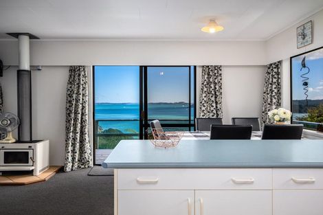 Photo of property in 202 Te Wahapu Road, Russell, 0272