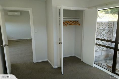 Photo of property in 8 Brasenose Place, Tawa, Wellington, 5028