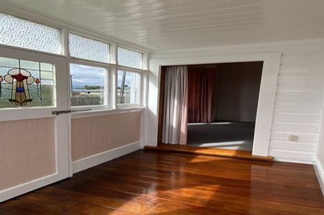 Photo of property in 131 Weraroa Road, Levin, 5510