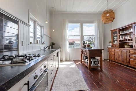 Photo of property in 8 York Street, Dannevirke, 4930