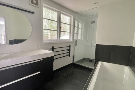 Photo of property in 1 Glengyle Street, Vauxhall, Dunedin, 9013