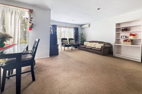 Photo of property in 6/351 West Coast Road, Glen Eden, Auckland, 0602