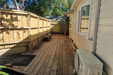 Photo of property in 100 Owen Street, Newtown, Wellington, 6021